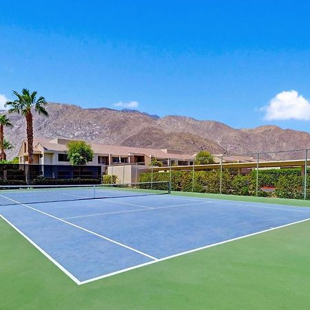 Modern Plaza Villas Oasis Palm Springs Buitenkant foto