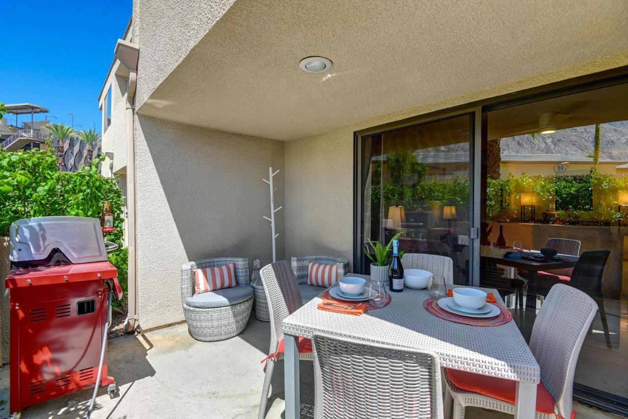 Modern Plaza Villas Oasis Palm Springs Buitenkant foto